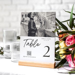 Números de mesa Placas de casamento Foto Número de mesa Modelo Cartões de mesa de casamento para impressão Placas de mesa de casamento minimalistas Editáveis Casamento moderno