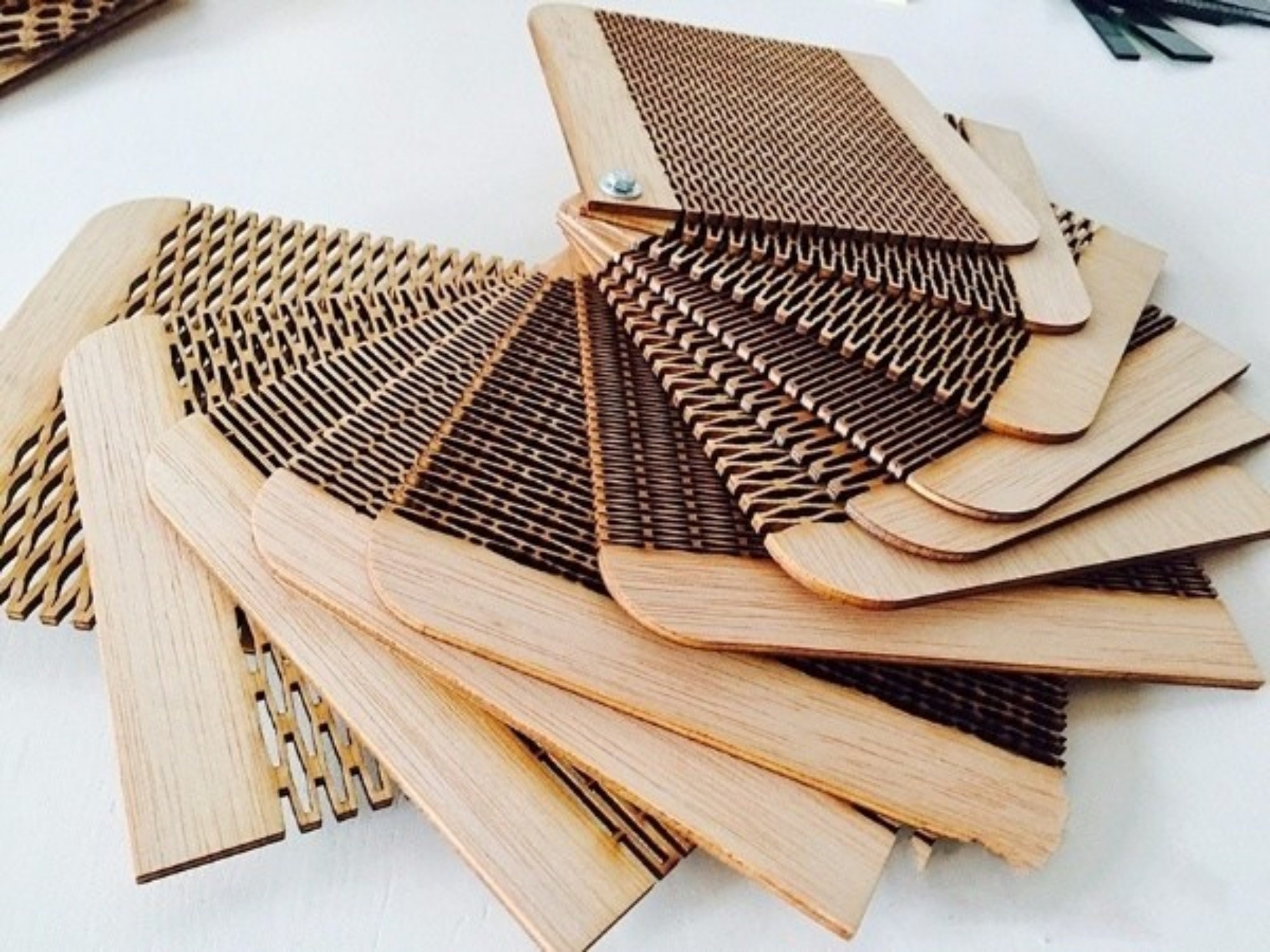 Choose between MDF and Plywood when to use which material for Laser Cutting, by RazorLAB