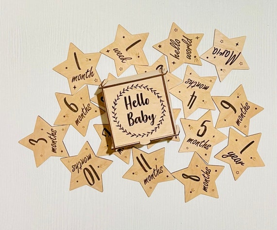 Hello World - Couverture d'étape mensuelle pour bébé