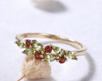 Marquise Peridot Garnet Yellow Gold Ring Vintage Green Red Gemstone Cluster Wedding Ring Dainty Birthstone Ring Anniversary Gift Women