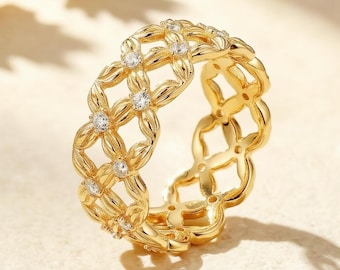 Nature Inspired Moissanite Floral Wedding Band Solid Gold Flower Leaf Eternity Bridal Stackable Ring Art Deco Women Promise Stacking Ring