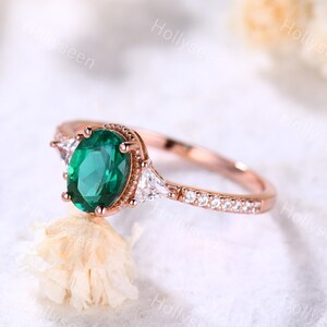 Oval Cut Emerald Ring Silver 14k Rose Gold Lab Created Emerald CZ Diamond Engagement Ring Green Gemstone Ring May Birthstone Ring Vintage