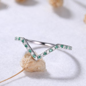 Emerald Moissanite V Wedding Band Silver White Gold Stacking Ring Unique Gemstone Matching Band Bridal Chevron Ring Promise Anniversary Ring