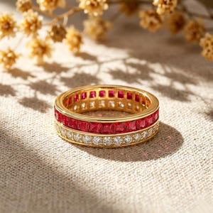 Princess Cut Rubin Moissanit Hochzeitsband Voll Ewigkeit Rote Edelsteine Stapelbar Ring Juli Birthstone Stapelring Versprechen Geschenk für Sie