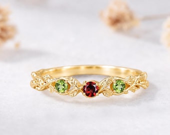 Vintage Garnet Peridot 3 Stones Leaf Wedding Band Solid 14k Yellow Gold Red Green Gemstones Twig Vine Branch Stackable Ring Gift for Her