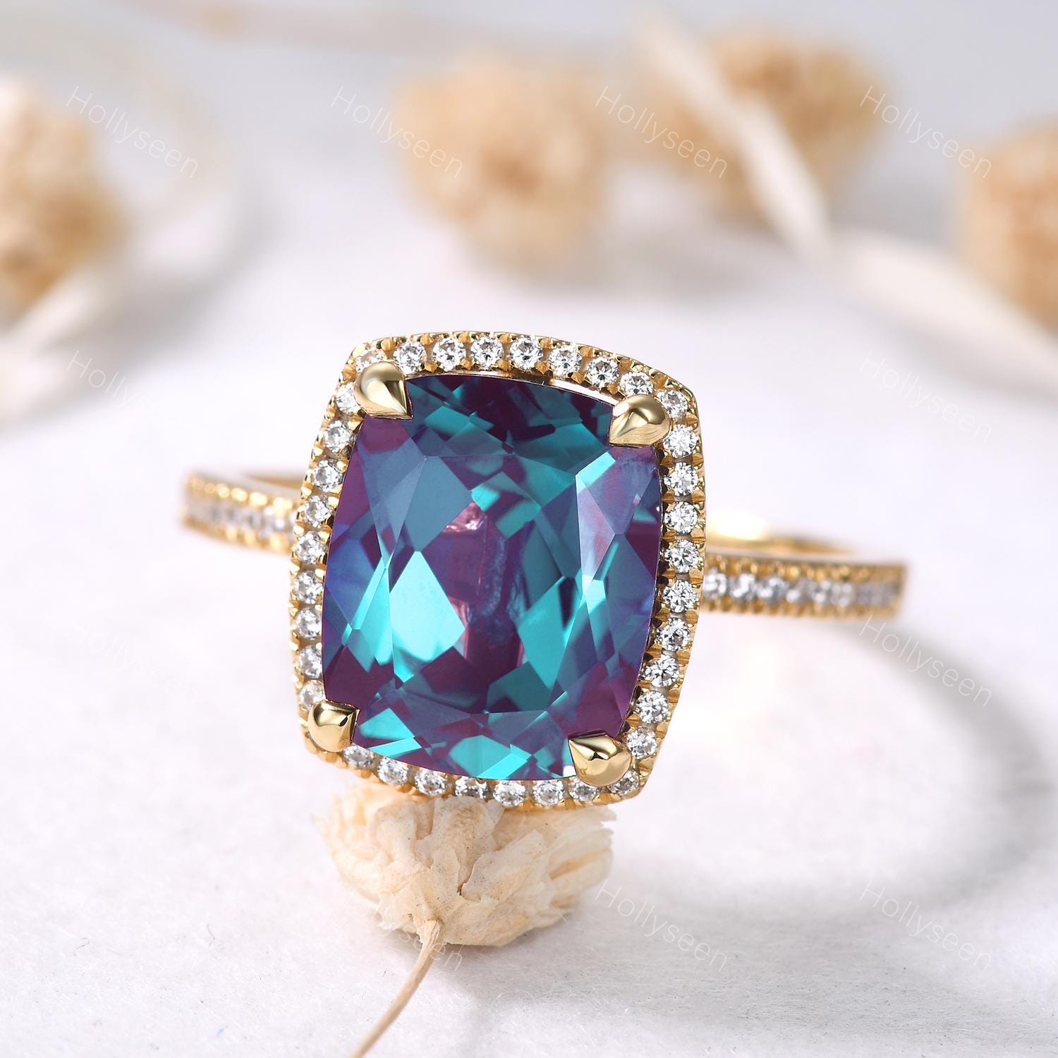 Big Cushion Cut Alexandrite Engagement Ring Silver Yellow Gold June Birthstone Ring Color Change Gemstone Ring Anniversary Gift for Her