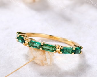 Vintage Baguette Emerald Wedding Ring Antique Emerald Engagement Ring Unique Green Gemstone Ring Women Promise Bridal Ring Anniversary Gift