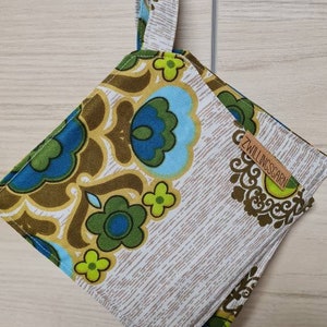 Retro,, Potholder