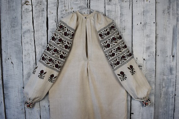 Vintage traditional Ukrainian embroidered shirt /… - image 1