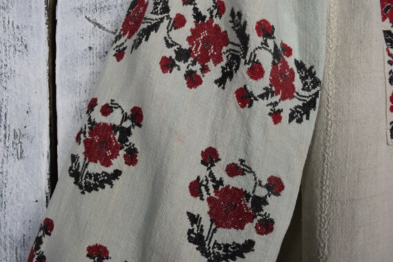 Vintage traditional Ukrainian embroidered shirt /… - image 5