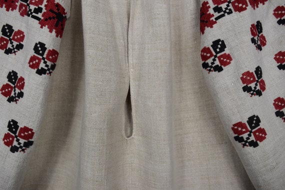 Vintage traditional Ukrainian embroidered shirt /… - image 4