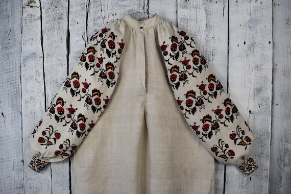 Vintage traditional Ukrainian embroidered shirt /