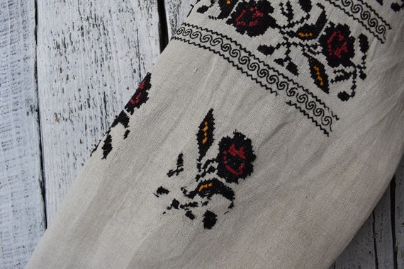 Vintage traditional Ukrainian embroidered shirt /… - image 9