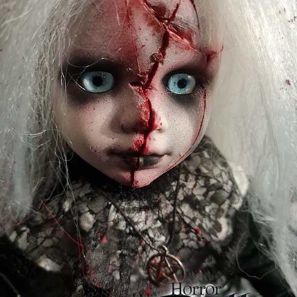 Willow Horrordoll