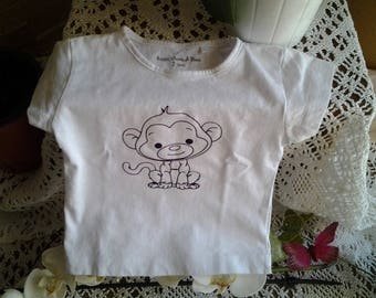 Tshirt fille decor petit singe.Pièce unique .Possibilité de personnaliser avec le prénom de l'enfant