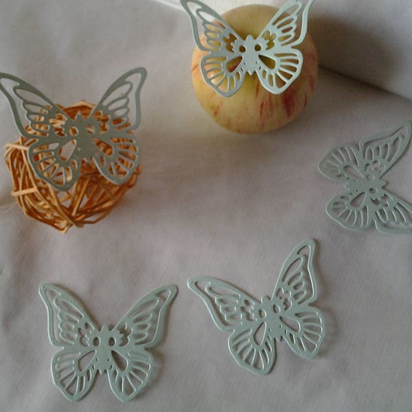 Papillons papier dentelle ajourés deco, faire part, bapteme, communion mariag anniversaire