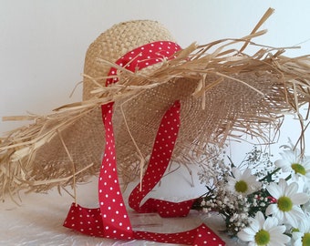 Summer hat in natural straw with wide frayed edges, summer hat, straw summer hat.