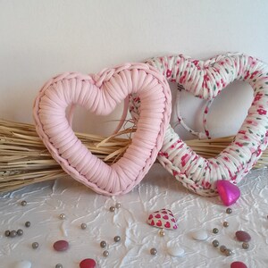 Decorative wreath, decorative heart-wreath to hang, crocheted cotton lucky heart, bedroom decorative heart, Valentine&#39;s Day gift, size M, L.