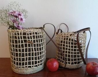 Round palm cord handbag, braided net, rigid, brown leather shoulder strap handles, buchette button closure, size S, M.