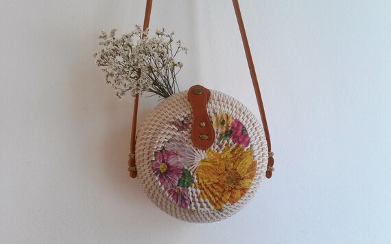 Bolso rattan redondo 2025