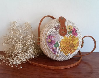 Round rattan bag, rattan bag, round bag, round straw bag, round shoulder bag, summer bag, Bali bag, vintage bag, Bali wicker basket.