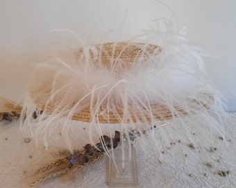 Natural straw boater for the bride, straw and feather wedding hat, wide-brimmed boater decorated with ostrich feathers.