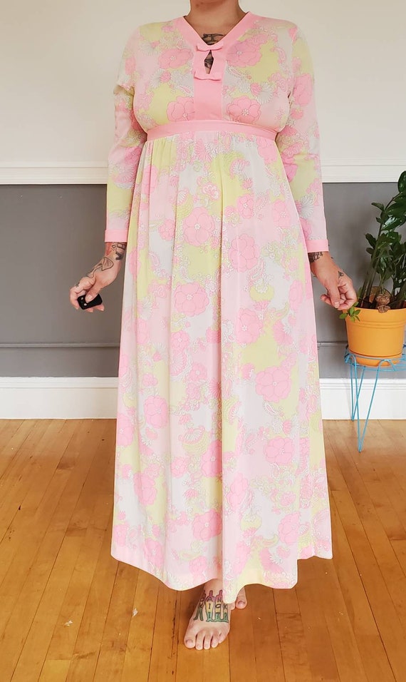 60s/70s Lorraine Floral Nightgown - image 2