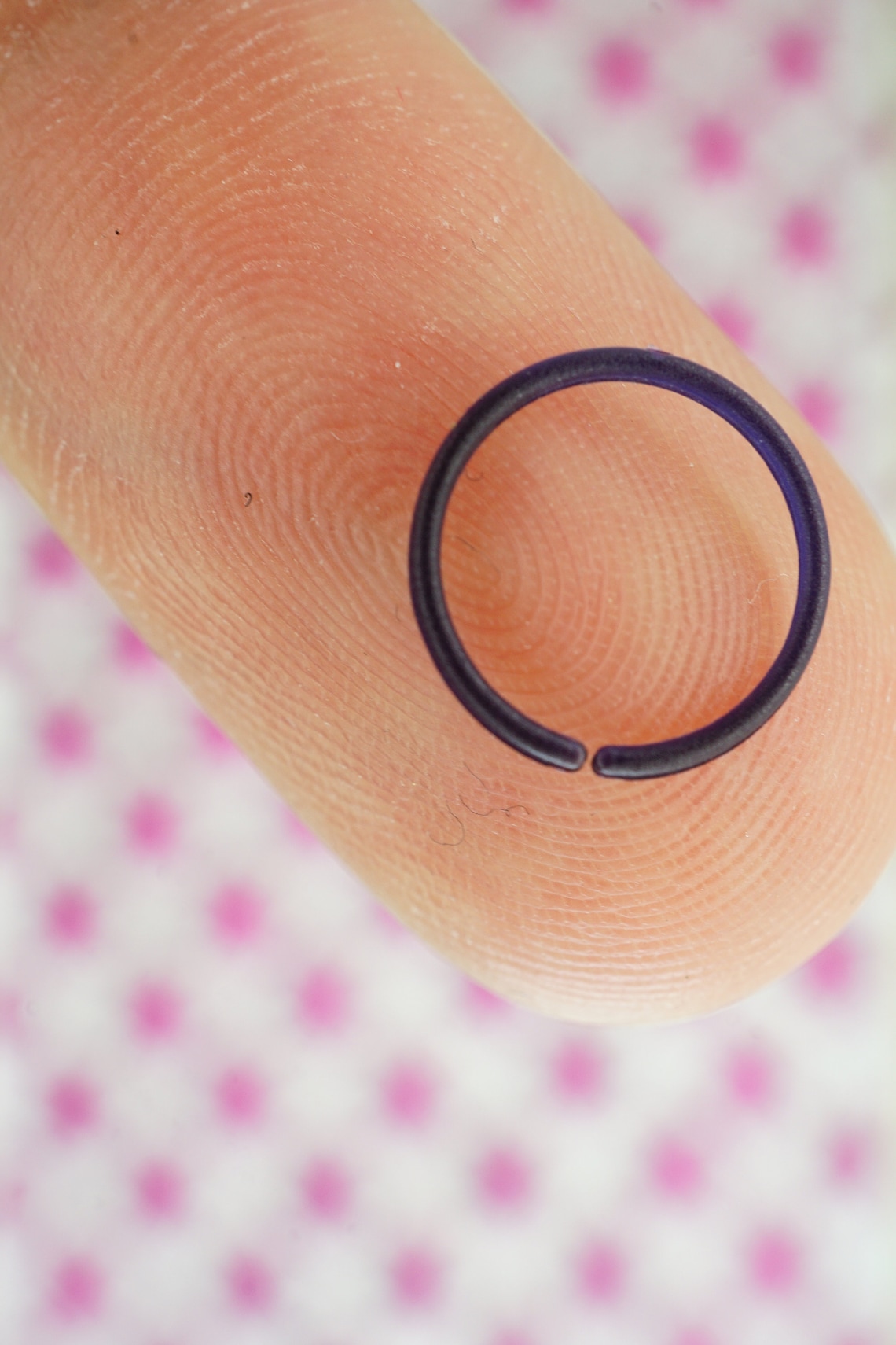 plastic nose ring for surgery