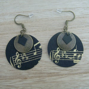 Earrings Music Note Clef de Sol Piano Black Color Gold Gilded Bronze Leather/Paper/Metal Oïana French Creation Made In France