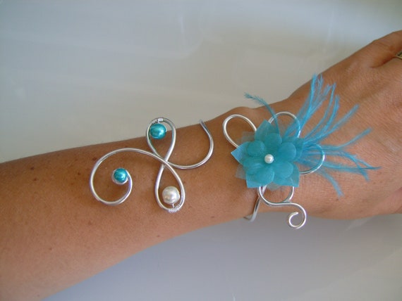Boucles d Oreilles Blanc//Bleu Turquoise p robe de Mari/ée//Mariage//Soir/ée//C/ér/émonie//Coktail Perles nacr/ées clips possibles petit prix pas cher