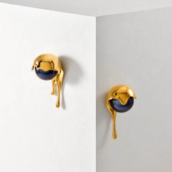 Melting on sale pearl earrings