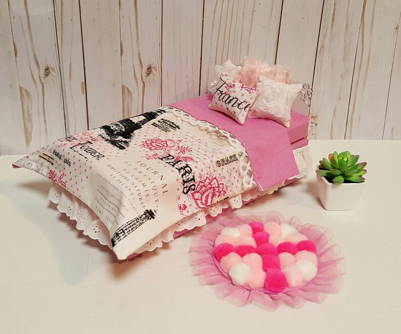 Handmade Barbie Bed And Rug Gifts Furniture For Dolls Pink Paris Bedding Set Pom