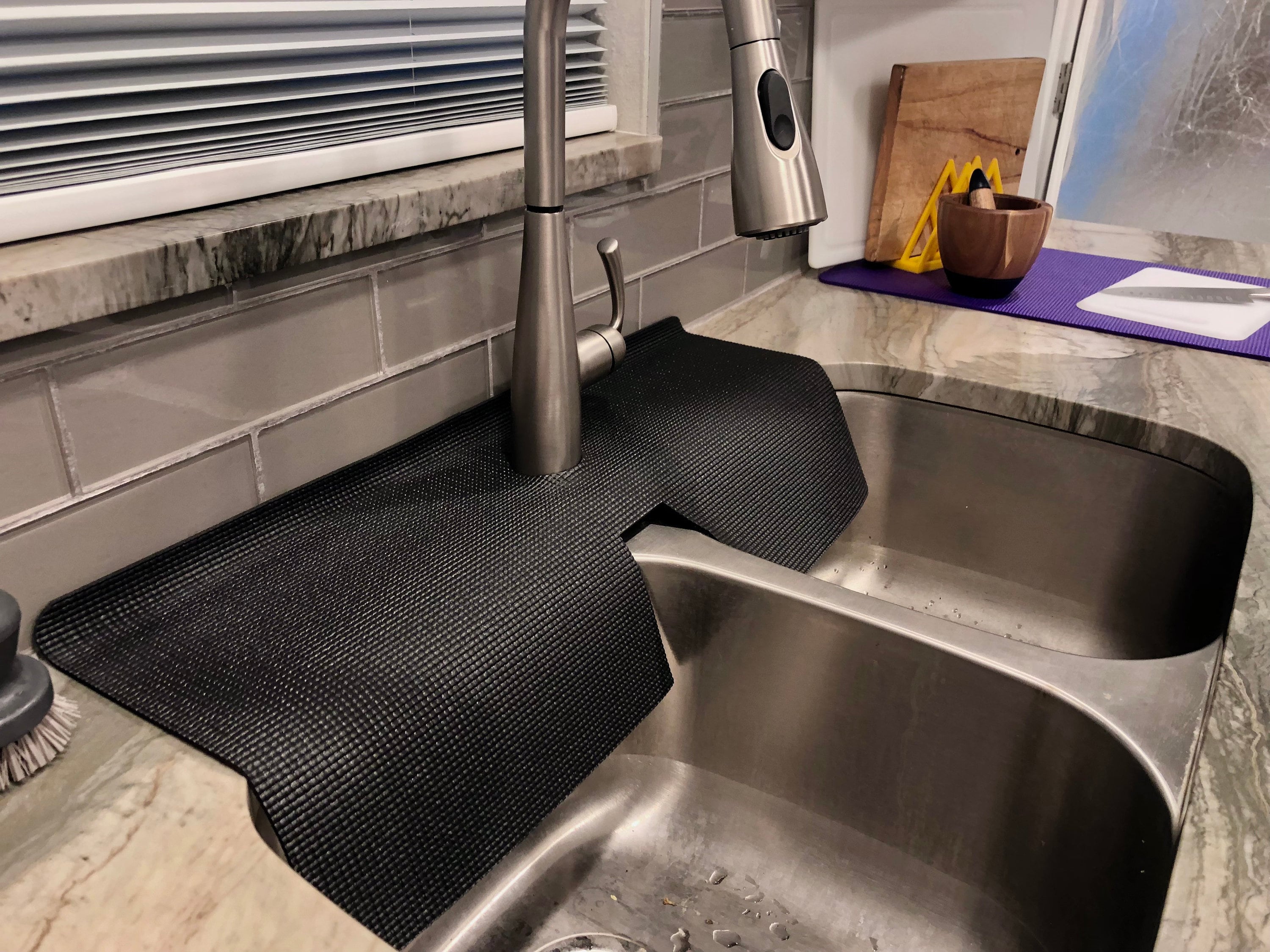 Black Double Sink FAUCET SPLASH GUARD, Drip Catcher, Kitchen Sink