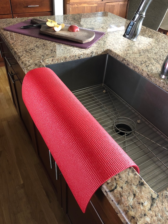 Red Kitchen SINK EDGE GUARD, Protects Granite From Chipping, Countertop Mat,  Drip Catcher, Water Splash Guard, 13.5 in W X 23 in L 