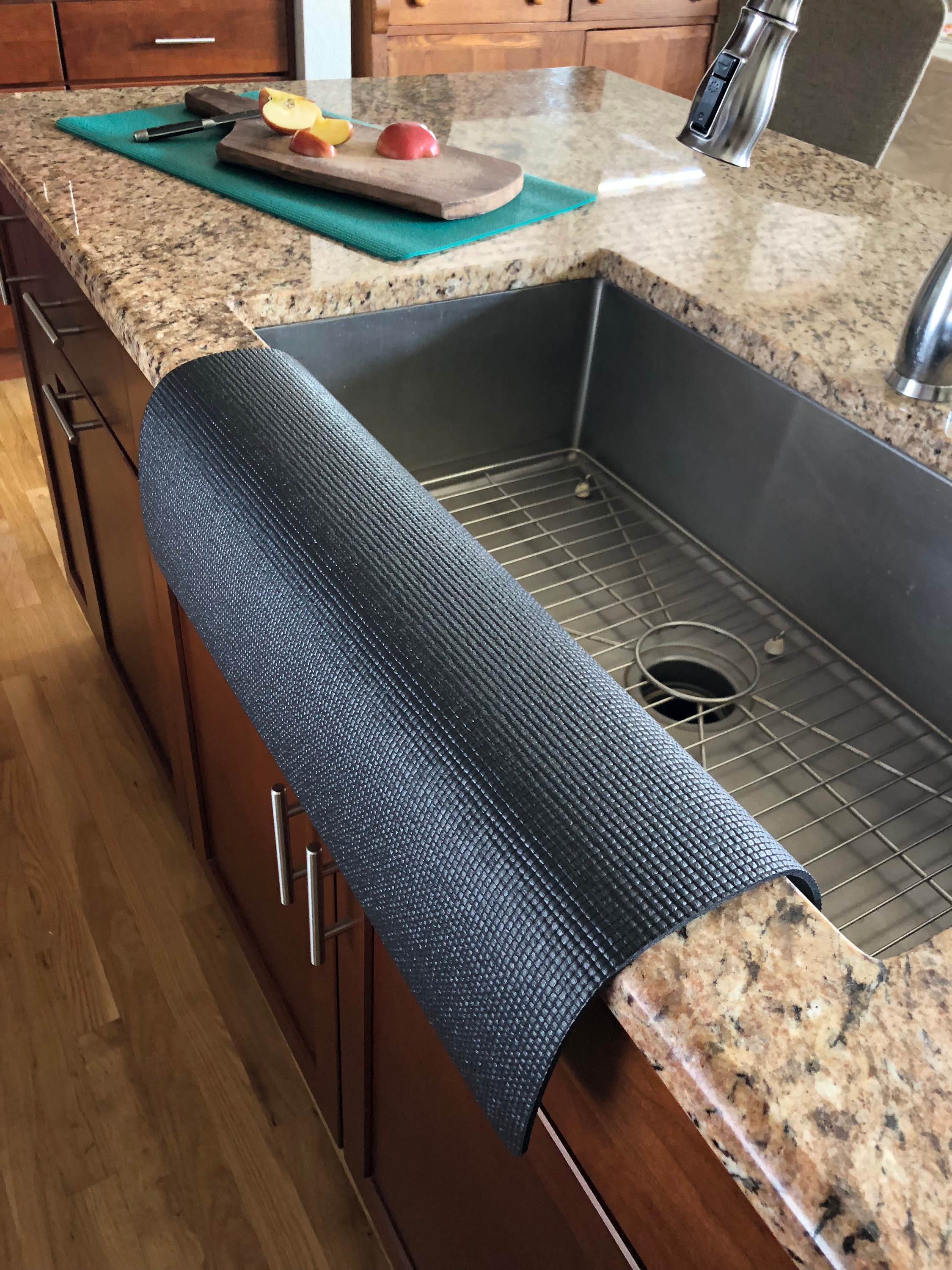 Faucet Drain Mat, Sink Drain Pad Behind Faucet for Kitchen, Bathroom,  Rubber