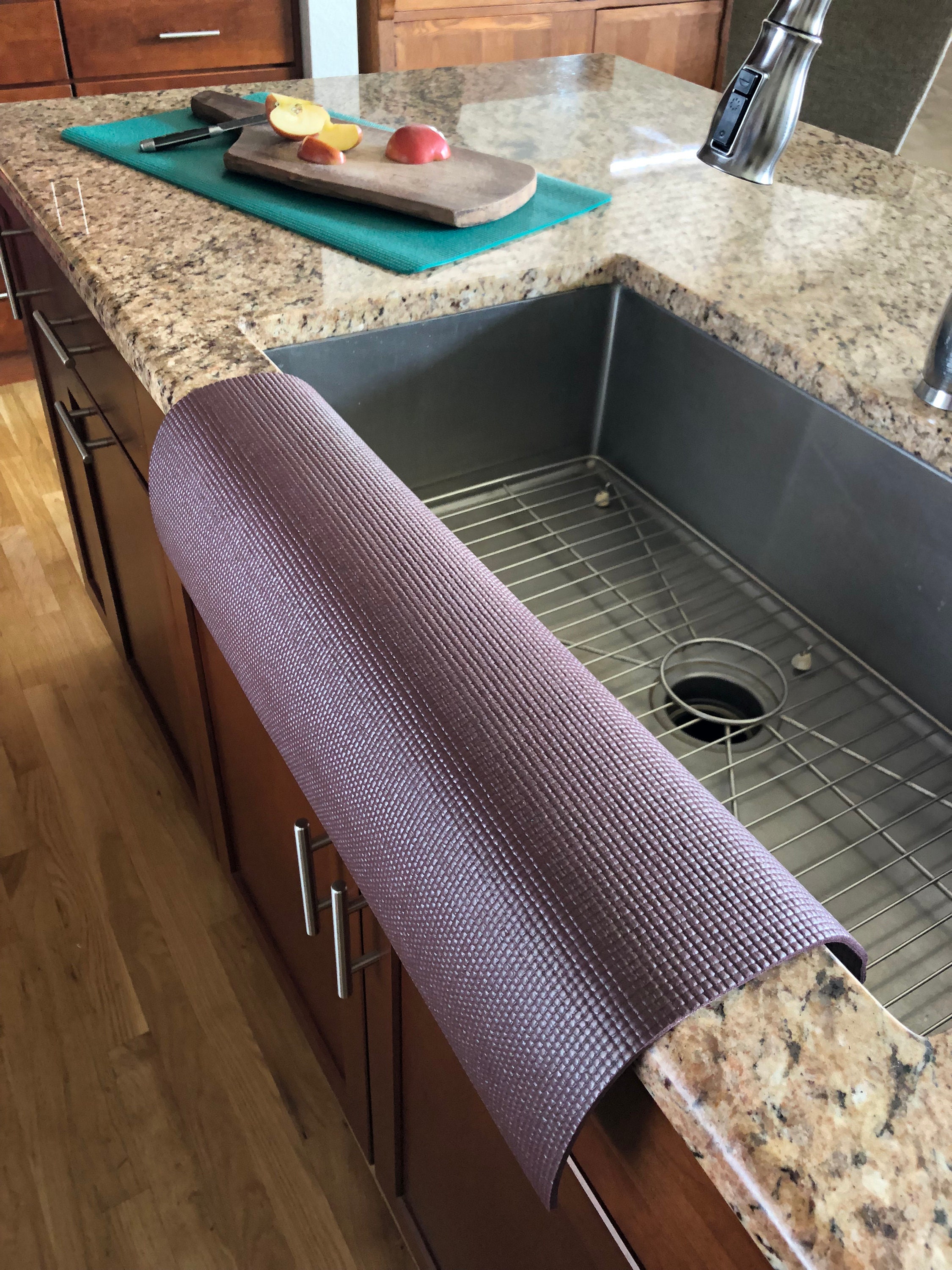 Tapis de vidange en silicone pour robinet, tapis de savon  anti-éclaboussures pour évier de cuisine, taille : extra large (beige)
