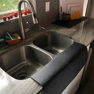 Black Double SINK EDGE GUARD, Kitchen Sink Splash Guard, Protects Granite From Water Damage And Chipping, 17&quot; W x 23&quot; L, patent approved
