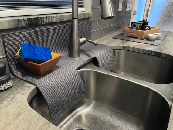 1 pièce Tapis de protection contre les éclaboussures pour évier et robinet,  Tapis de séchage pour évier et cuisine, Tapis de séchage pour la vaisselle  derrière le robinet pour plan de travail