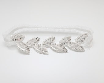 LISALI Wedding Garter,  Wedding Garter  , Bridal Garter Crystal Bridal Garter, Wedding Garter Silver Leaves