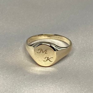 Gold Initial Signet Ring - 10kt Gold Signet Ring, Initial Engraving Gold Ring, Custom Engraving Ring, Round Gold Signet Ring