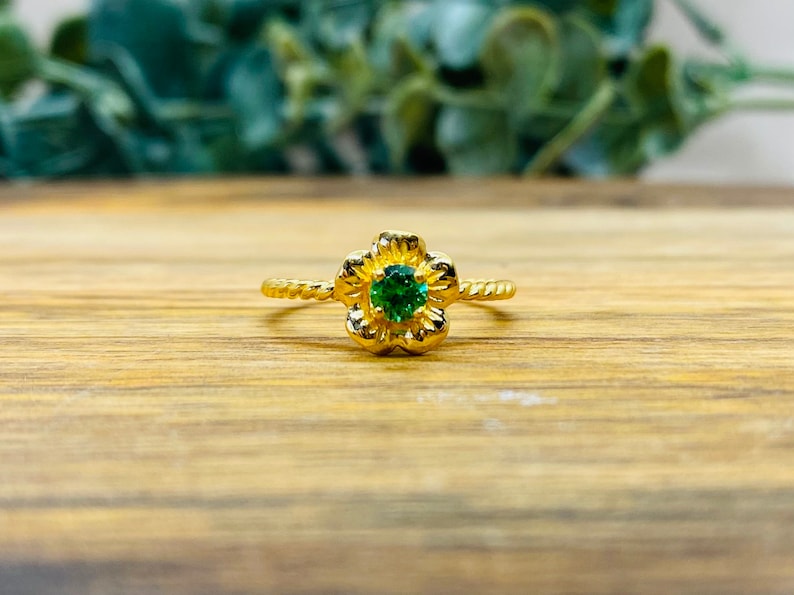 Gold Plated Flower Ring,Emerald Flower Ring Emerald Ring Gold Plated Flower Ring Gold Emerald Ring Gold Flower Ring with Emerald Stone