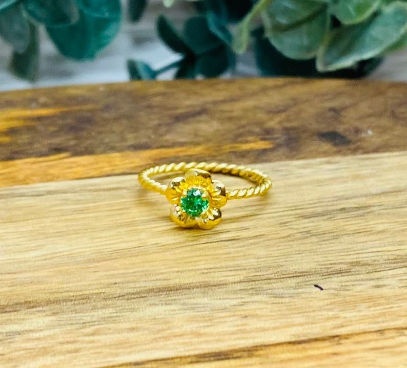 Gold Plated Flower Ring,Emerald Flower Ring Emerald Ring Gold Plated Flower Ring Gold Emerald Ring Gold Flower Ring with Emerald Stone