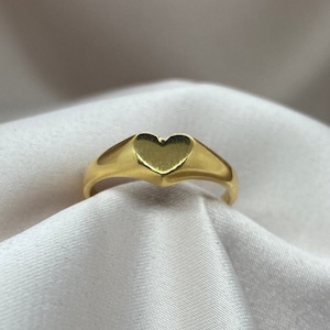 Heart Signet Ring  - Signet Ring, Heart Signet Ring, Heart Ring, Gold Signet Ring, Gold Plated Signet Ring