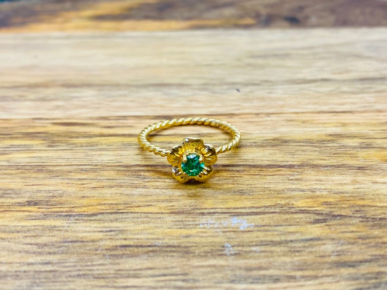 Gold Plated Flower Ring,Emerald Flower Ring Emerald Ring Gold Plated Flower Ring Gold Emerald Ring Gold Flower Ring with Emerald Stone