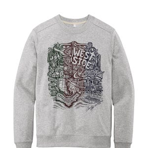Puede incluir: Una sudadera gris jaspeado con un gráfico detallado en blanco y negro del West Side de Cincinnati. El diseño incluye puntos de referencia, las palabras "West Side Cincy" y nombres de calles. Una sudadera de cuello redondo.