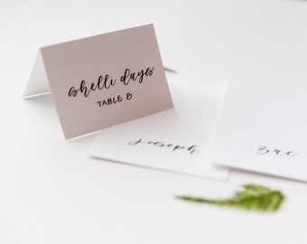 Handwritten Tented Name Cards | Wedding Calligraphy Place Cards | Elegant Custom Gift Tag | Minimal Guest Card | Personalized Escort Cards