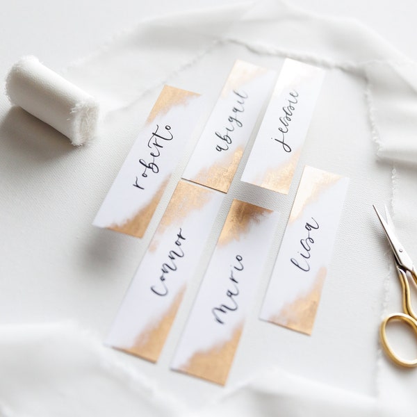 Plaatskaarten goudfolie, elegante stoelen, kaart bruiloft, geschilderde naamkaartjes, handgeschreven cadeau, aangepaste belettering, schriftplaatskaarten
