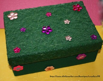 Box storage design 'Ornate meadow'