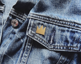 Basquiat Crown Enamel Pin - Lapel Pin - Gold