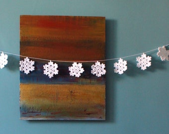 Crocheted Snowflake Flurry bunting garland
